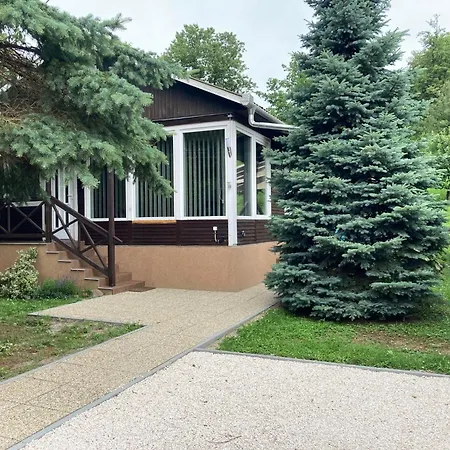 Lux Fahaz Chalet